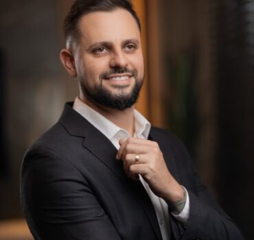 WhatsApp Image 2024 08 13 at 10.21.03 e1724424995828 Smart Fluid